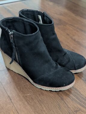 Women's Black Wedge Ankle Boots